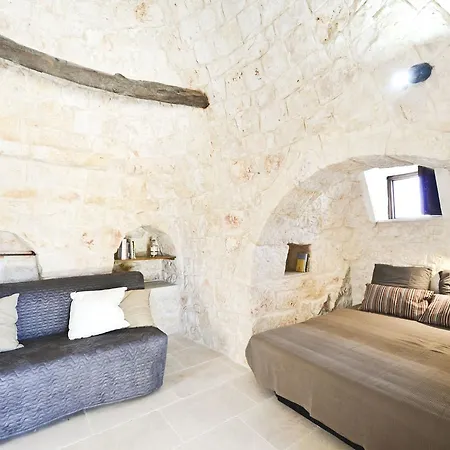 I Trulli Del Ciliegio Con Giardino By Wonderful Italy * Ostuni